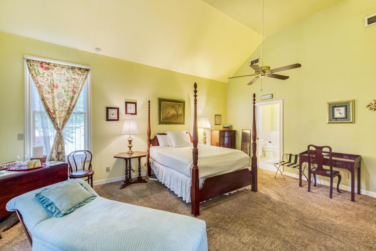Yellow Rose Bed & Breakfast 샌안토니오 외부 사진